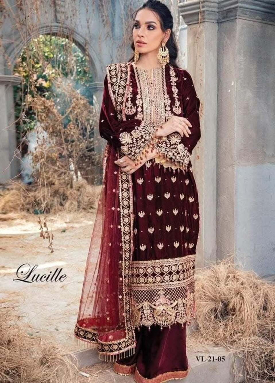 Anaya Velour De Fête Lucille (VL-21-05) Embroidered Velvet 3-Piece Suit
